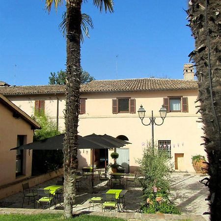 Отель Casa Mancia Фолиньо Экстерьер фото